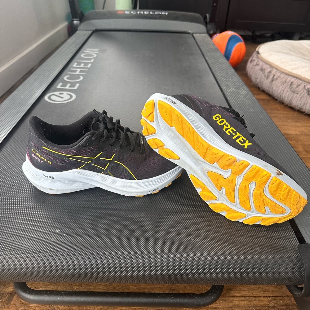 Asics GT-2000 12 GTX Women’s running shoes - Picture 2 of 3